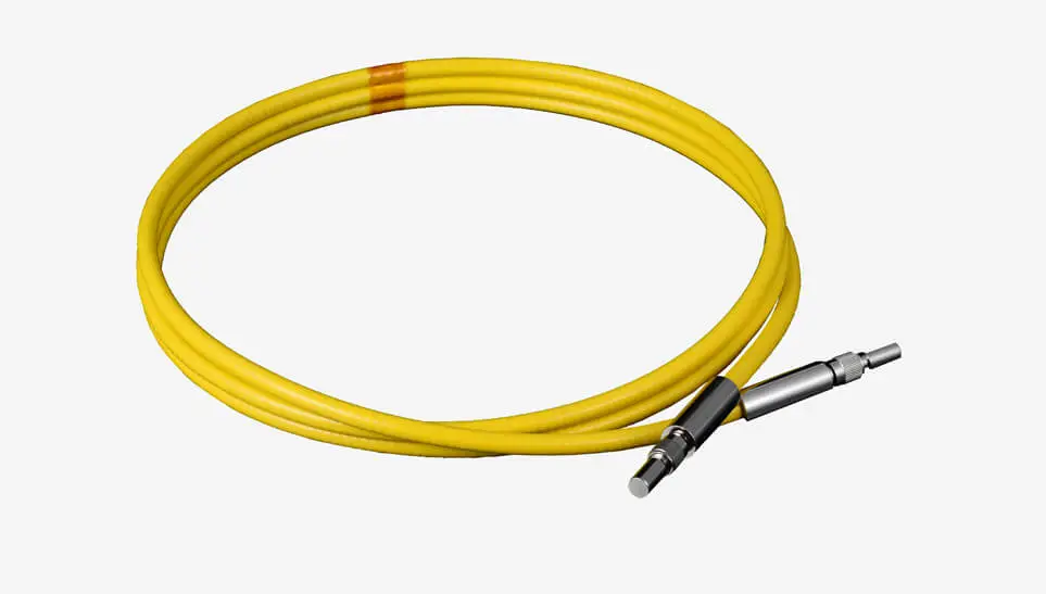 Kabel krosowy światłowodowy z tuleją wspornikową SMA905