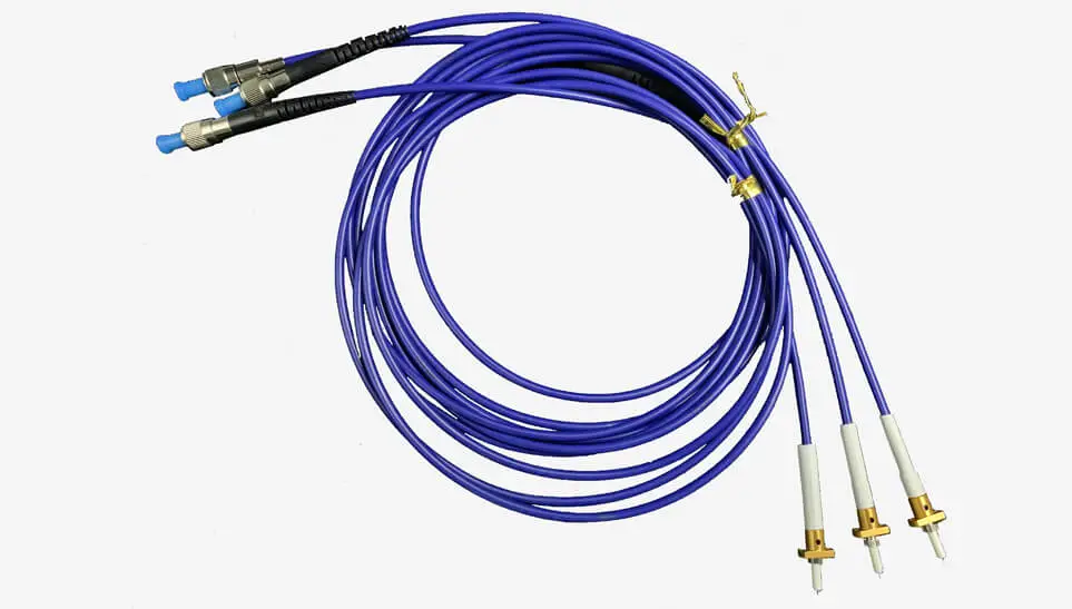 Kabel krosowy światłowodowy SMA905 do SC z ferrule